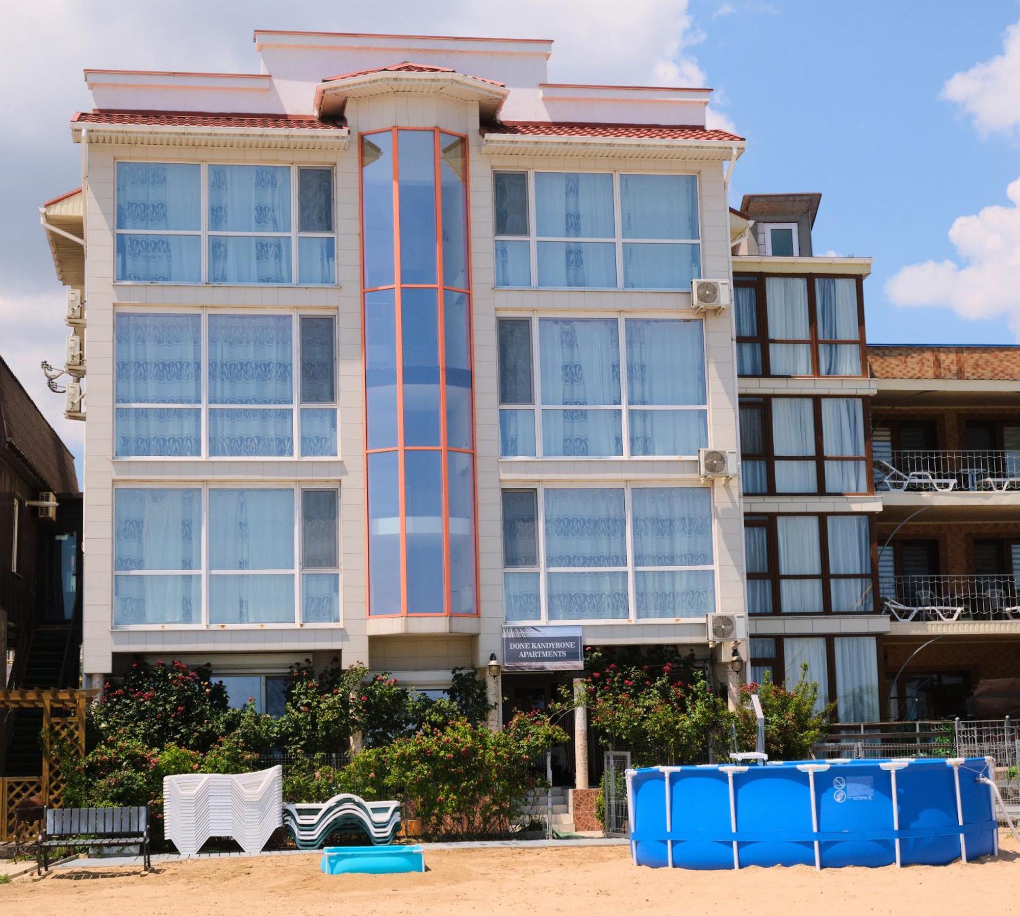 Done Kandybone Apartments Burlach'ya Balka Luaran gambar