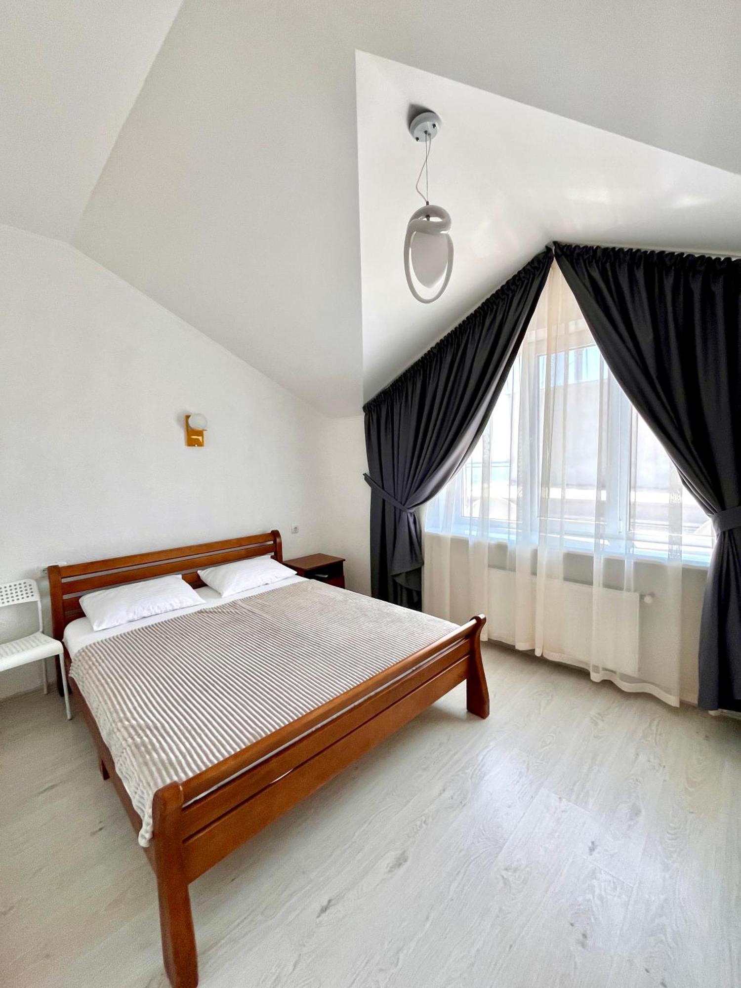 Done Kandybone Apartments Burlach'ya Balka Luaran gambar